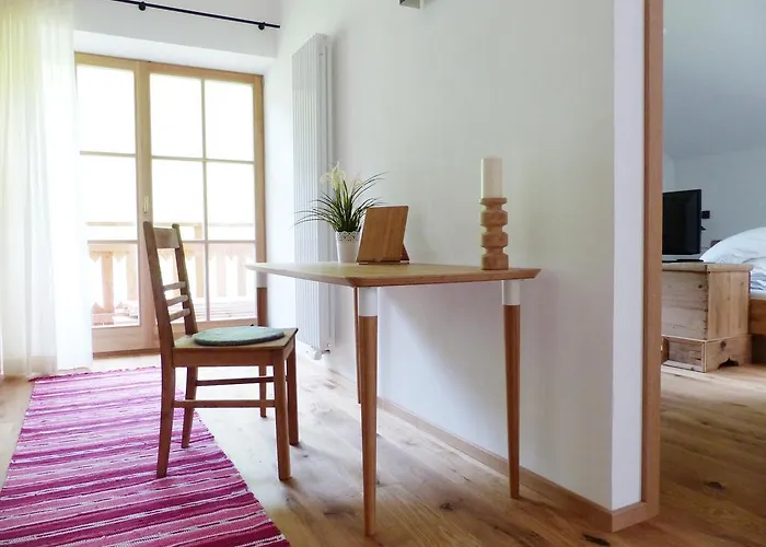 Alblerhof Oberstdl アパート