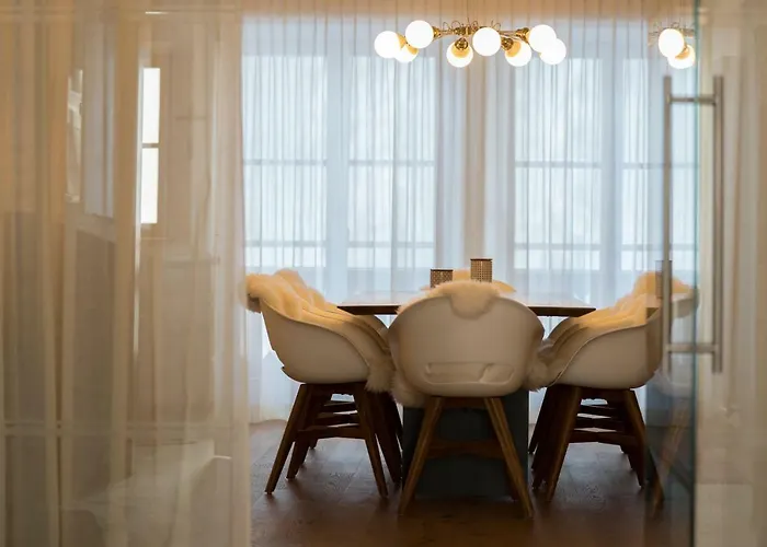 Alblerhof Oberstdl アパート